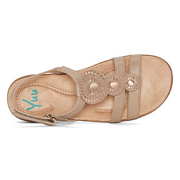 Yuu Shoes - Yuu | Joan Taupe Strap Sandals